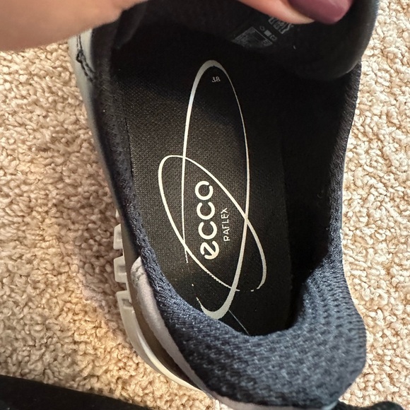Ecco shoe - Picture 6 of 7